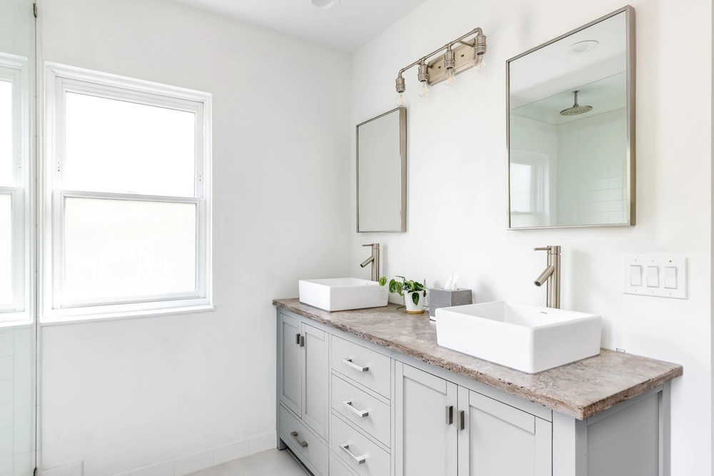 double vanity bathroom ideas showcasing sleek designs and contemporary trends for 2024.