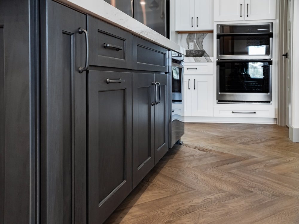 how to reface kitchen cabinets