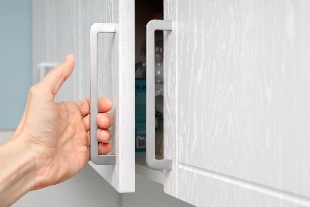 how to reface kitchen cabinets