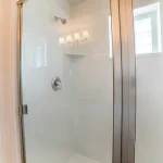 how to repair a fiberglass bathtub